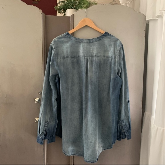 Denim V-Neck Blouse with Zipper - Picture 6 of 7